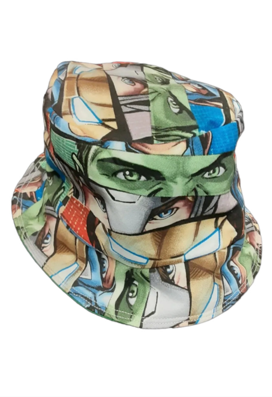 The AlterEgo Bucket: Flip-Side Fashion for Mini Marvels
