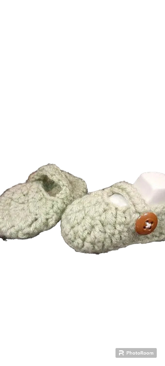 Button Buds Booties| For the tiniest toes sprouting into the world.