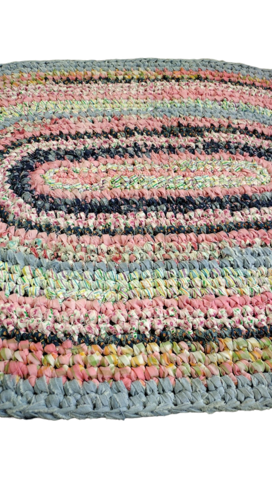Flooral Attraction — Handmade Crochet Throw Rug