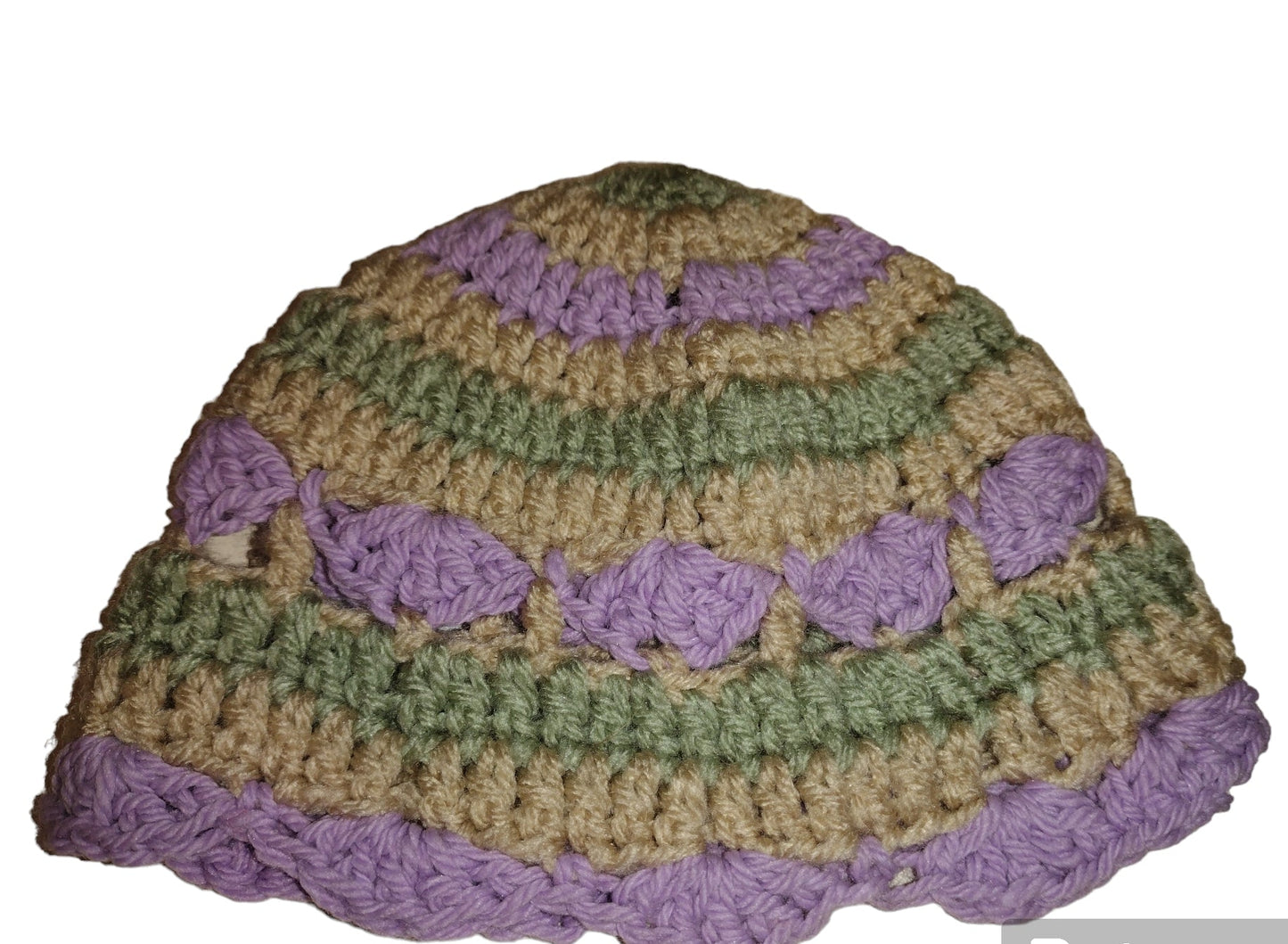 Scalloped baby hat