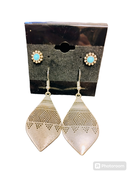 Desert Bloom Earring Duo – Tribal. Tranquil. Timeless.