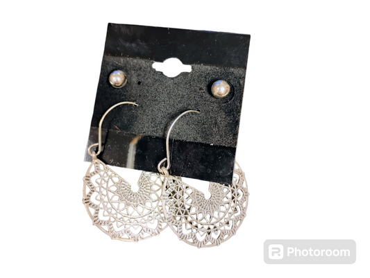 Silver Whisper Earring Duo – Delicate. Ornamental. Timeless.