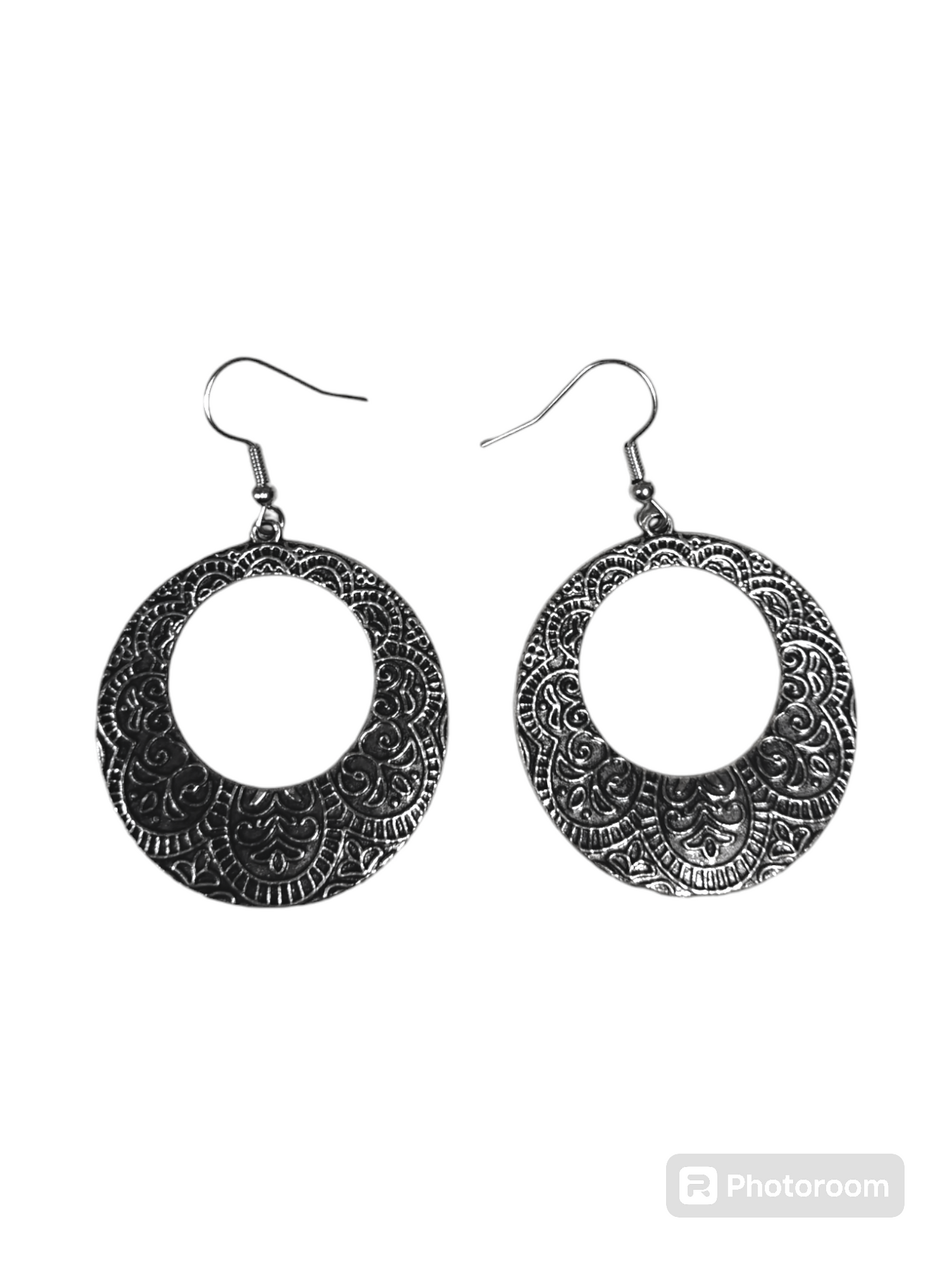 Leaf & Loom Earring Duo – Earthy. Intricate. Soul-stirred.