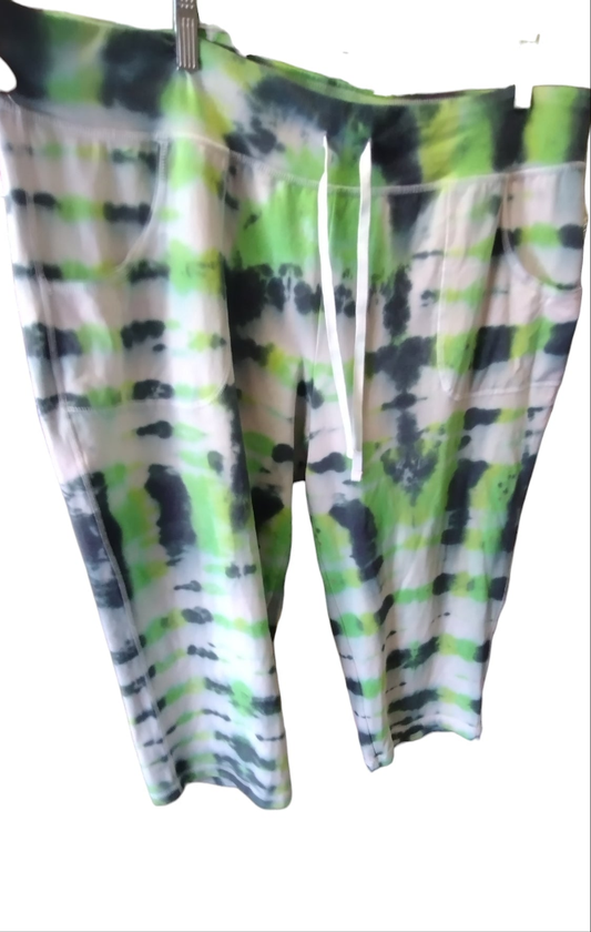 Kaleidoscope Kicks Capris